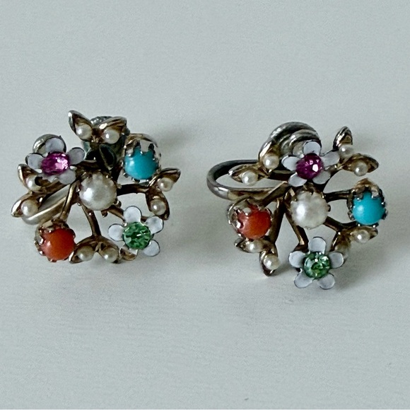 Vintage 1960s Floral Wreath Brooch & Earrings Set-Multi-Color Enamel/Faux Pearl - Picture 11 of 16